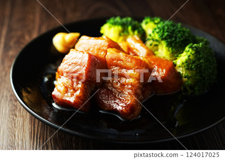 Pork belly boiled 124017025