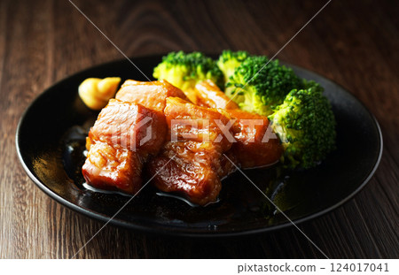 Pork belly boiled 124017041