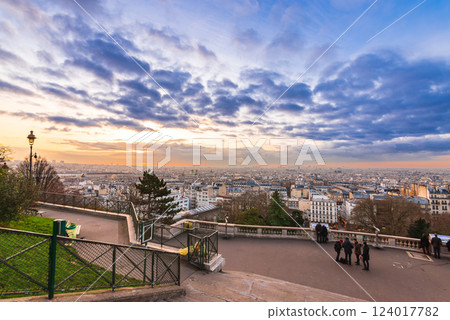 Paris at dawn: View from Montmartre 124017782