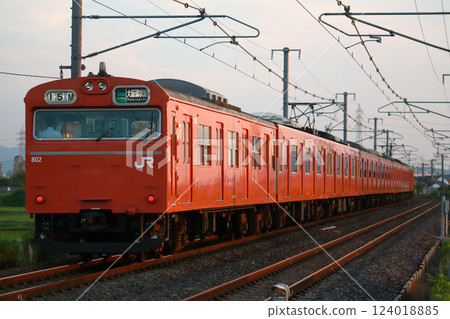 [JR-Q] Yamatoji Line 103 Series Orange (Rapid: Direct to Osaka Loop Line) 124018885