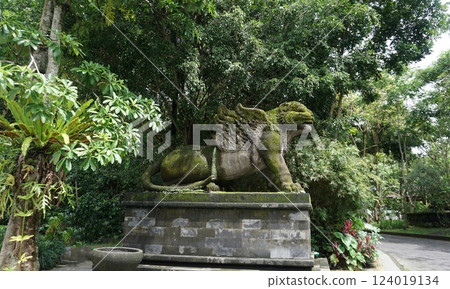 Statue at Ubud Monkey Forest - a sanctuary which is home to three Hindu temples Padangtegal, Ubud, Bali, Indonesia 124019134
