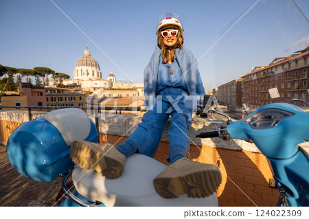 Joyful Travel Moment in Rome 124022309