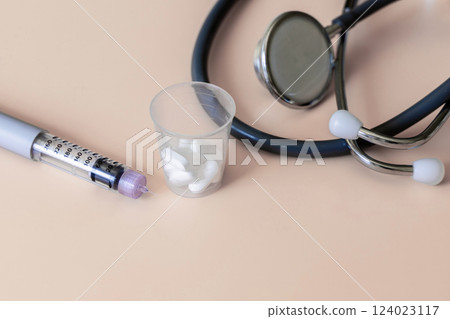 Insulin injection pen or insulin cartridge pen for diabetics. Insulin injection pen or insulin cartridge pen for diabetics. 124023117