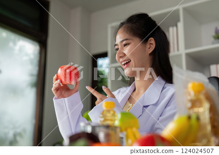Dietitian expressing concern about unhealthy food choices Dietitian expressing concern about unhealthy food choices 124024507