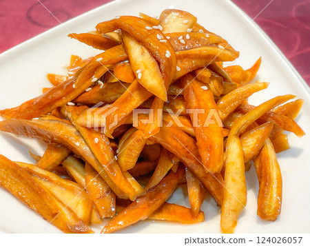 中式開胃菜:蘿蔔醃條 中式開胃菜:蘿蔔醃條 124026057