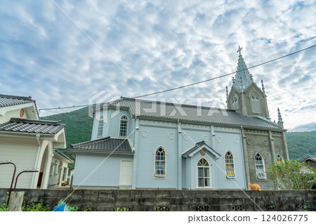 位於熊本縣天草市的崎津天主教堂的早晨景色,該教堂被列為聯合國教科文組織世界遺產 位於熊本縣天草市的崎津天主教堂的早晨景色,該教堂被列為聯合國教科文組織世界遺產 124026775