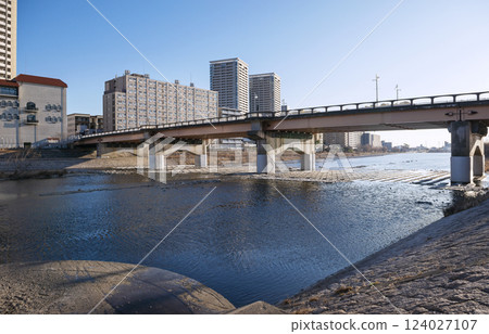 Landscape of Takarazuka 124027107