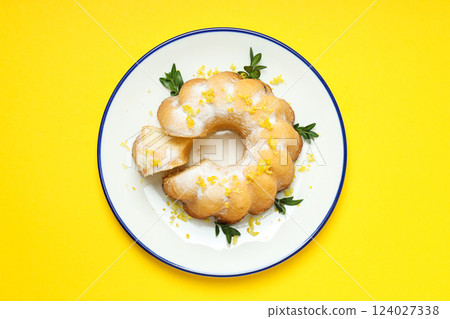 Tasty bake food concept - delicious lemon cake Tasty bake food concept - delicious lemon cake 124027338