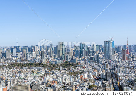 Tokyo cityscape lined with skyscrapers (from Shibuya to Marunouchi) Tokyo cityscape lined with skyscrapers (from Shibuya to Marunouchi) 124028084