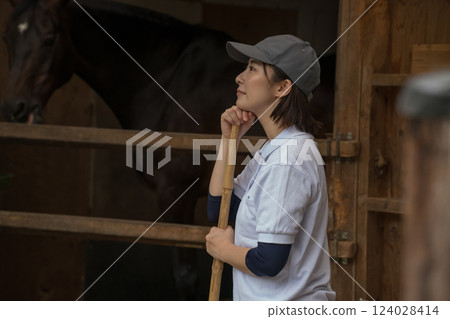 馬 馬兒 女生 124028414