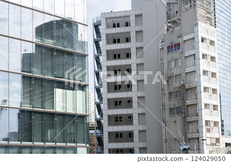 Scenery of high-rise buildings in Nishi-Shinjuku Scenery of high-rise buildings in Nishi-Shinjuku 124029050