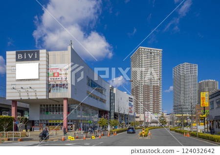 Minamisenju scenery, Danube Street, Tokyo Minamisenju scenery, Danube Street, Tokyo 124032642
