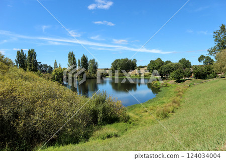 Hobbiton scenery 124034004