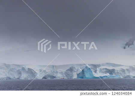 Antarctic landscape near Brabant Island 124034084
