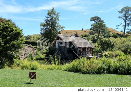 Hobbiton scenery 124034141