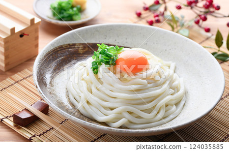 Bukkake udon 124035885