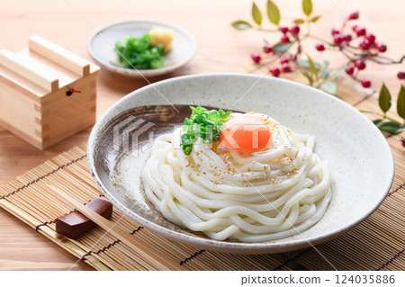Bukkake udon 124035886