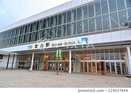 富山站, 富山縣, 車站 124037644