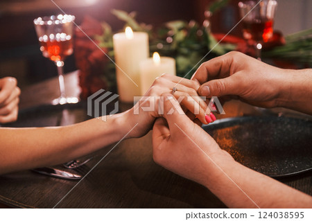 Close up. Romantic couple have dinner in the restaurant 124038595