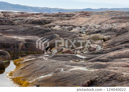 Low tide in Barents sea Low tide in Barents sea 124040022