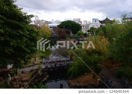 Okinawa Prefecture Naha City Fukushuen and Senkyo 124040304