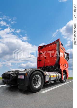 Semi truck with tank for compressed natural gas (CNG) Semi truck with tank for compressed natural gas (CNG) 124040355