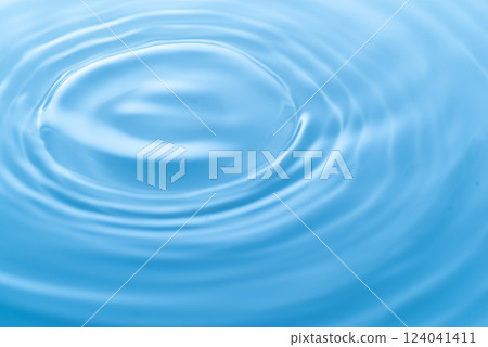 Beautiful water ripples 124041411