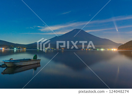 Mount Fuji, Lake Yamanaka, Comet Atlas 124048274