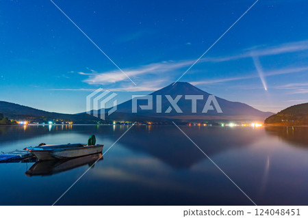 Mount Fuji, Lake Yamanaka and Comet Atlas 2024 124048451