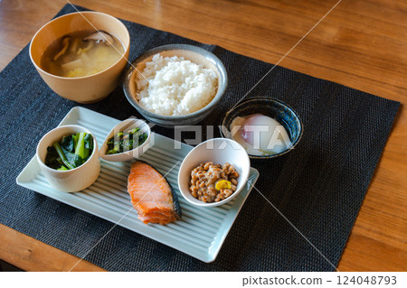 Japanese breakfast set and dining table 124048793