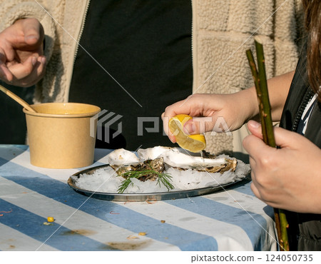 Street food festival 124050735