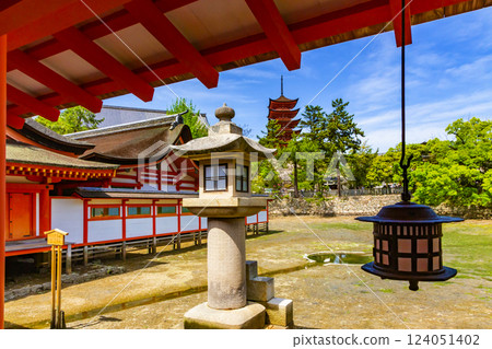Itsukushima shrine Itsukushima shrine 124051402