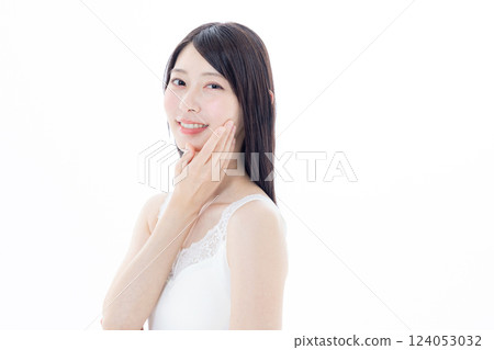 Beauty image of young women Beauty image of young women 124053032