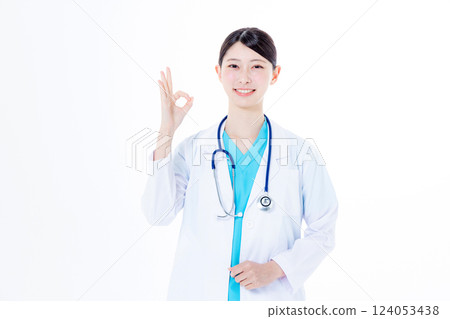 年輕的女醫生 124053438