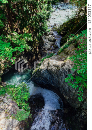 <Nagano> Atera Valley, Tarugasawa Falls 124053537