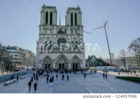 France, Notre Dame de Paris, Facade, Parvis and Place Jean Paul II 124057998
