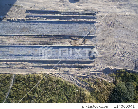 road of small gravel, view from above 124060041