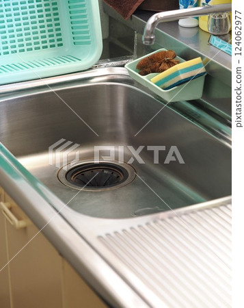 Old kitchen sink Old kitchen sink 124062977