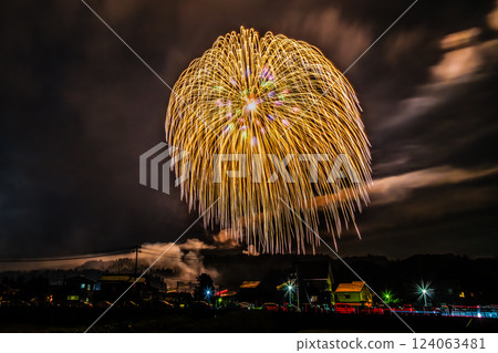 Niigata Katakai Festival Dedication Large Fireworks 3-shaku Ball 124063481