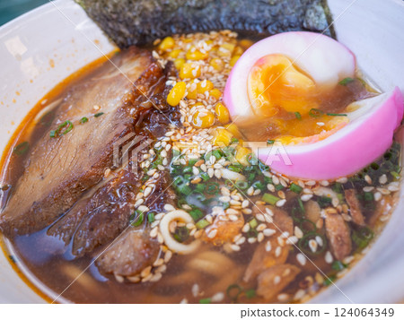 [烏克蘭]東部城市第聶伯羅的一家餐廳供應拉麵 124064349