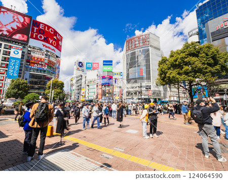 澀谷十字路口:外國遊客的熱門景點 澀谷十字路口:外國遊客的熱門景點 124064590