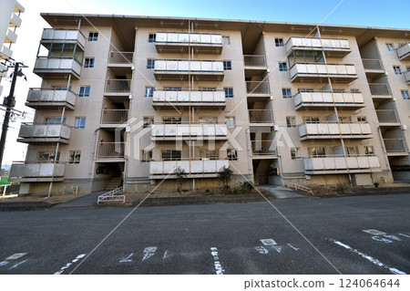 危舊公房將拆除；搬遷後房屋被廢棄 124064644