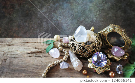 Lots of jewels, treasure mountain, gold and silver treasure image, copy space Lots of jewels, treasure mountain, gold and silver treasure image, copy space 124066141