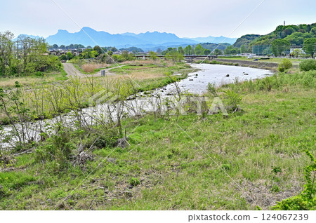 Walking around Itahana-juku on the Nakasendo: Usui River, Nakajuku, Annaka City 124067239