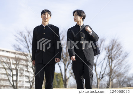 High school boys going to school 124068055