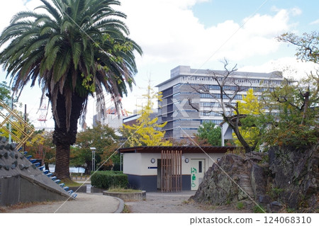 Scenery of Oka Park in Wakayama City 124068310