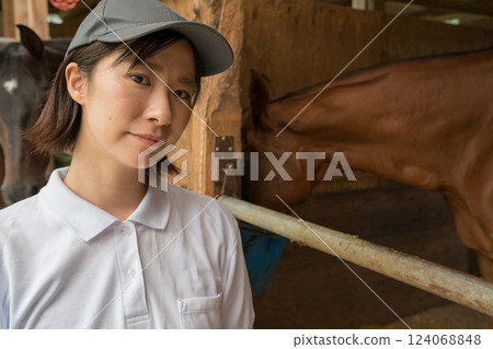 女生 女孩 女性 124068848