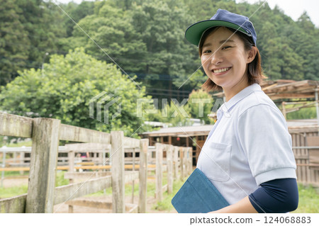 horse, female, lady 124068883