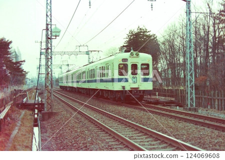Odakyu 2400 series 2477 and others, the last car is the air-conditioned test car 2478, Sagami-Ono - Odakyu Sagamihara, March 24, 1978 Odakyu 2400 series 2477 and others, the last car is the air-conditioned test car 2478, Sagami-Ono - Odakyu Sagamihara, March 24, 1978 124069608