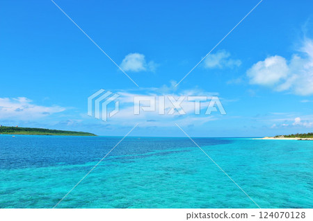 Okinawa Miyakojima blue sky and sea 124070128